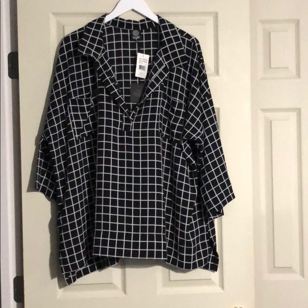 Black and white blouse. NWT